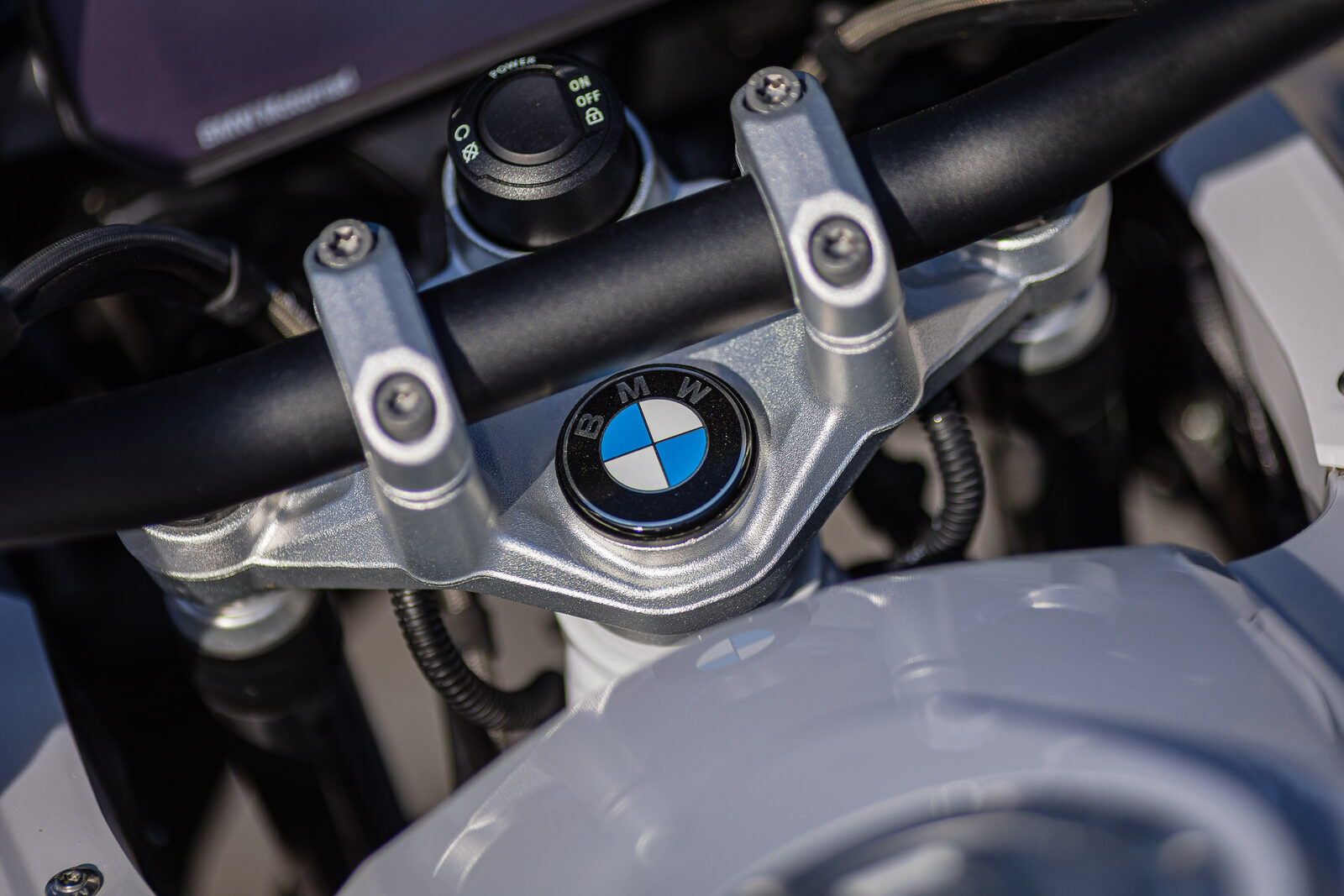 Motor-Rent — BMW R 1250 GS Rallye